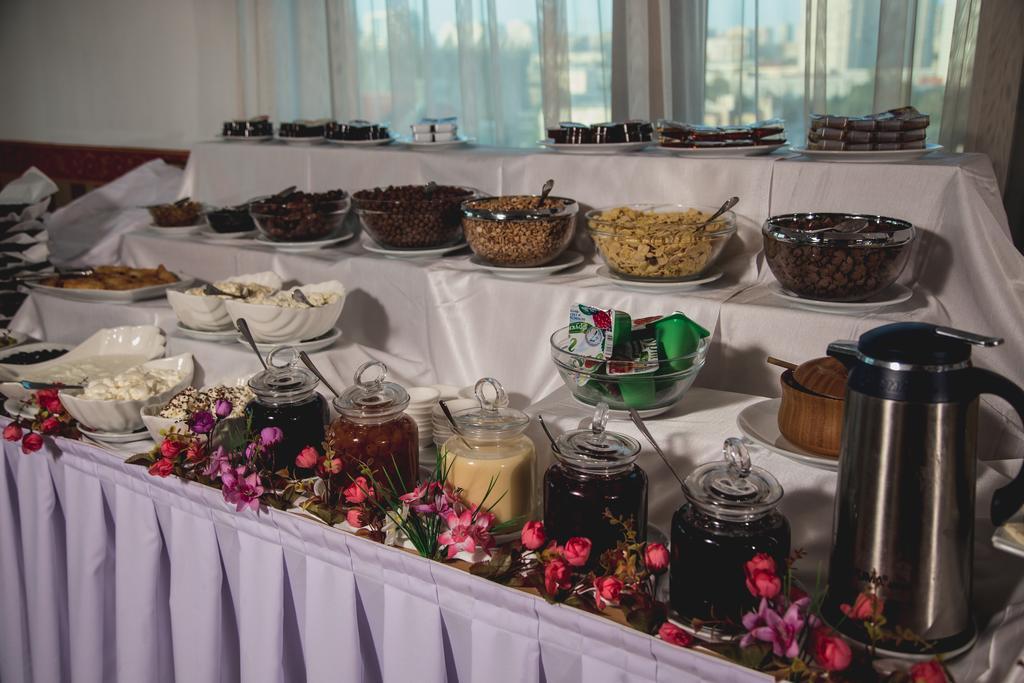 Baku Inn Hotel Eksteriør billede