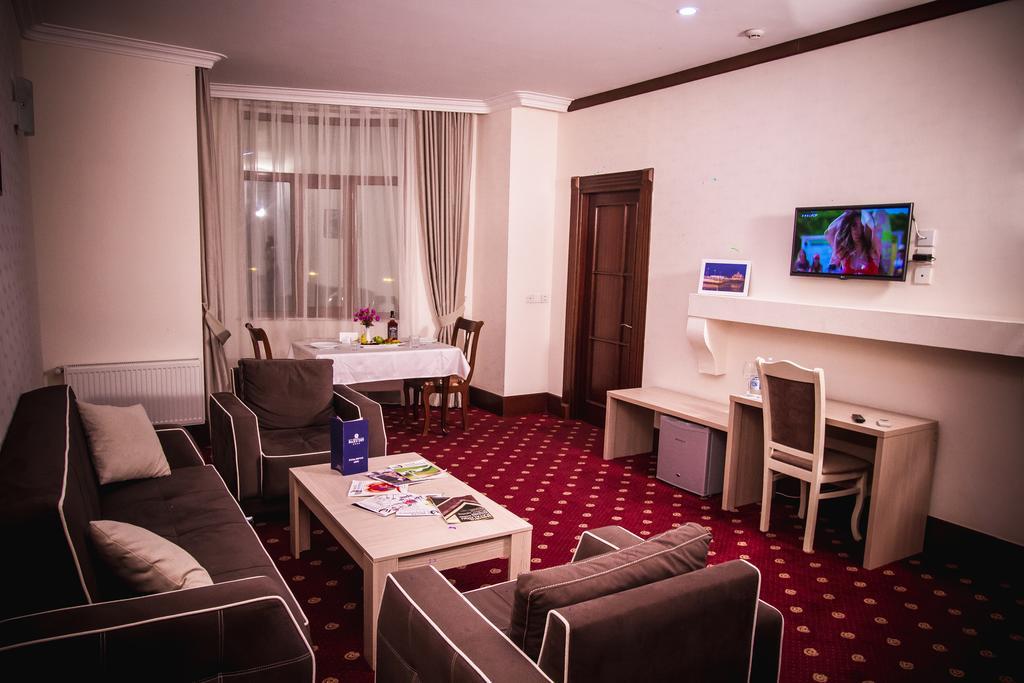 Baku Inn Hotel Eksteriør billede