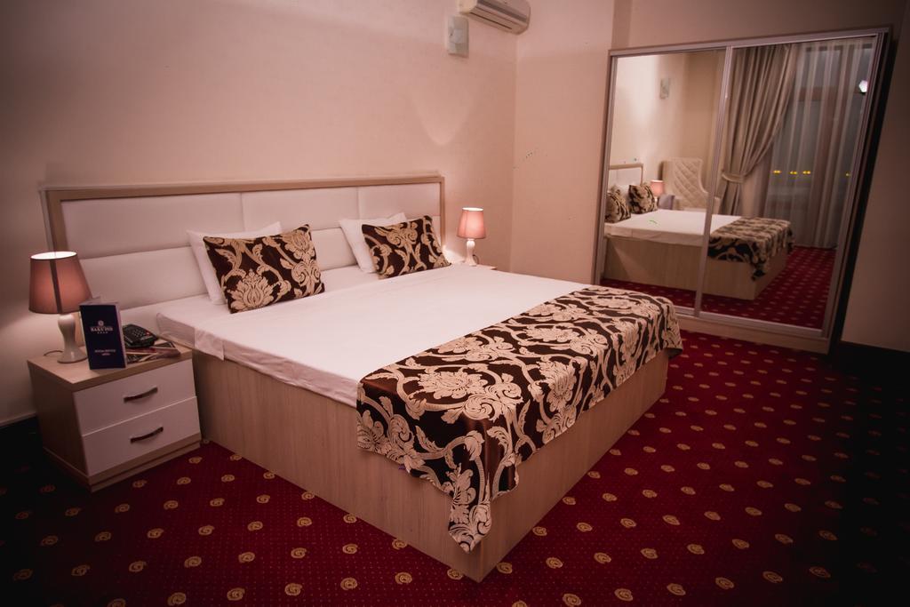 Baku Inn Hotel Eksteriør billede