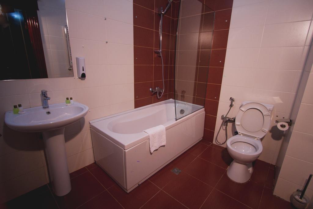 Baku Inn Hotel Eksteriør billede