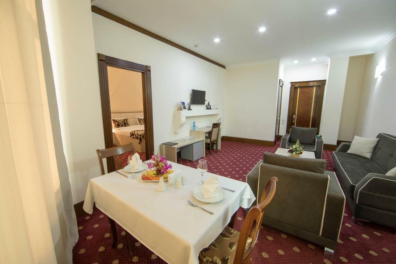 Baku Inn Hotel Eksteriør billede